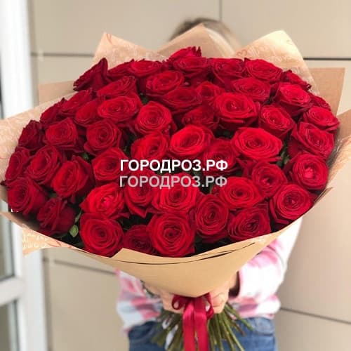 Букет из 55 красных роз